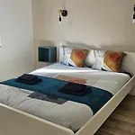 Spacieux appartement au pied de la cité médiévale