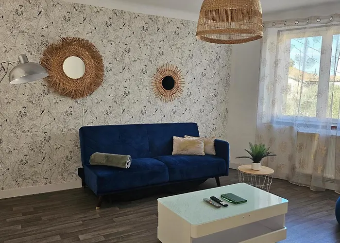 Spacieux appartement au pied de la cité médiévale